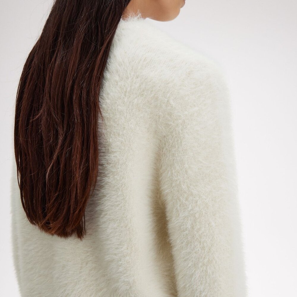 NWT Fred Perry Amy Whitehouse White Furry Cardigan Sweater - Picture 6 of 11